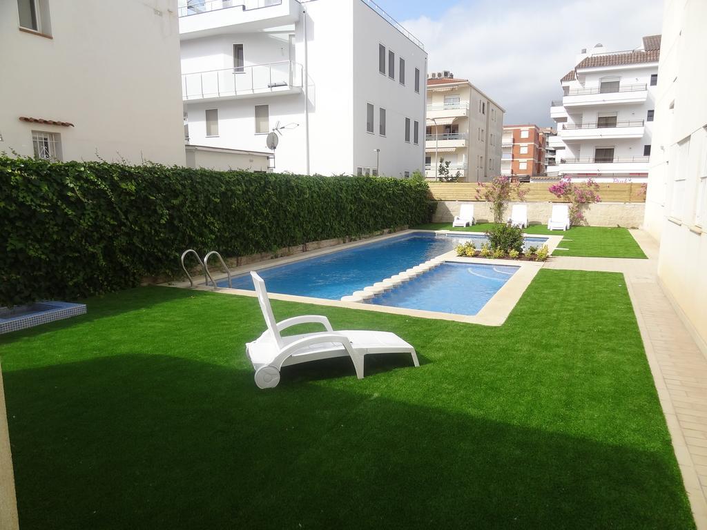 Apartamentos Las Brisas L'Estartit Bagian luar foto